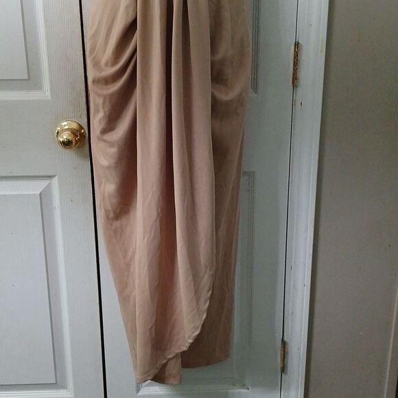 Tan nude color spaghetti cross over straps pleated front dress Sz XL EUC - Picture 2 of 8